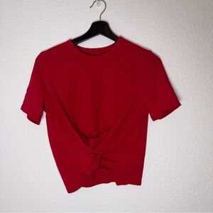 Lululemon Crescent T-Shirt front knot tee